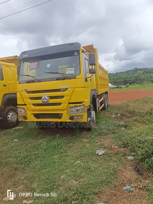 Foreign Used Howo Dump Truck.