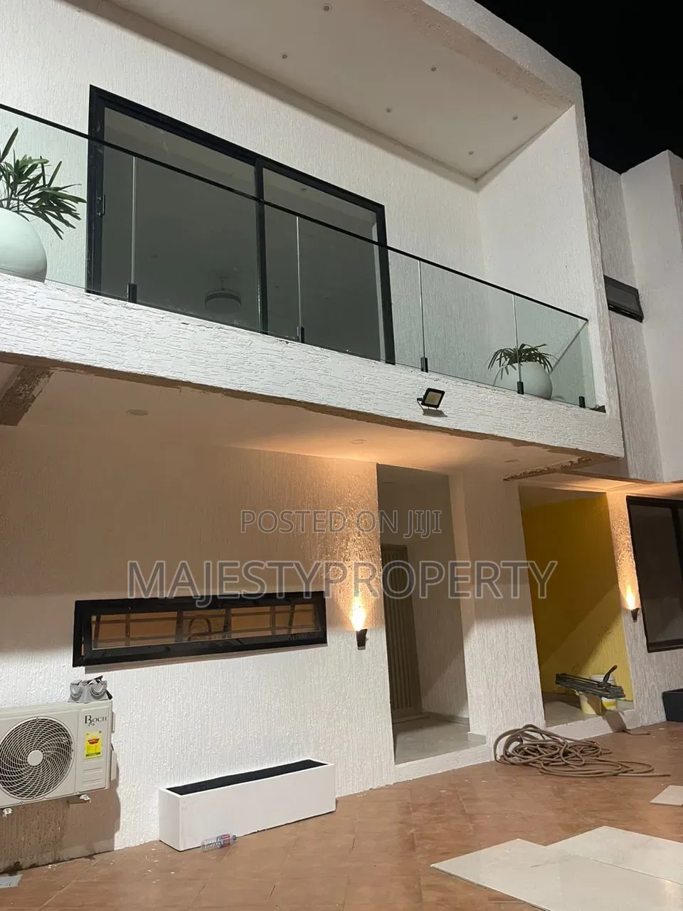 2bdrm Townhouse / Terrace in Lashibi for rent