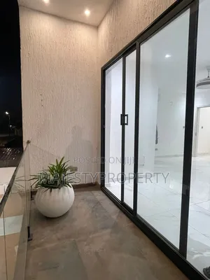 2bdrm Townhouse / Terrace in Lashibi for rent