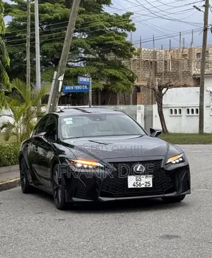 Lexus IS 2022 Black