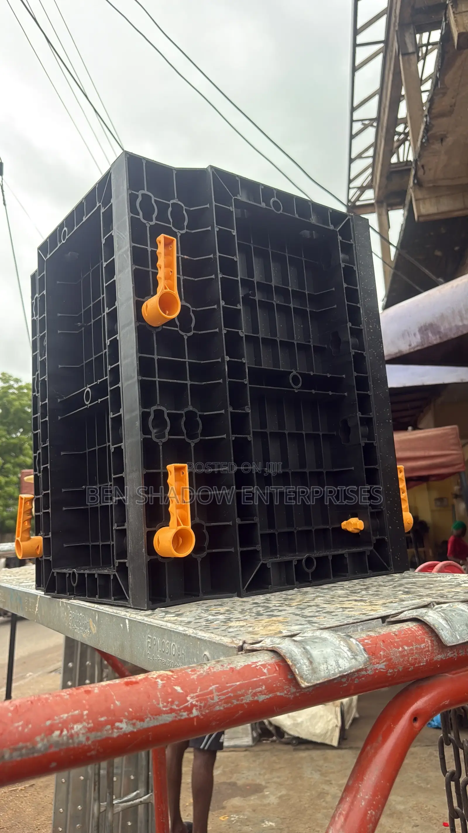 Piller Mould