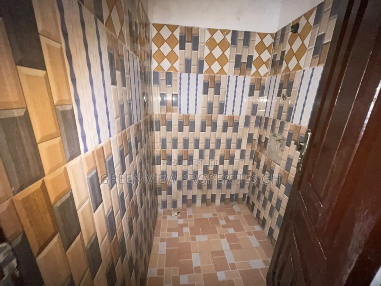 2bdrm Apartment in Awoshie for rent