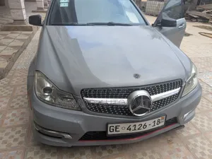 Mercedes-Benz C300 Luxury 4Matic Sedan AWD (3.5L 6cyl 7A) 2013 Ivory