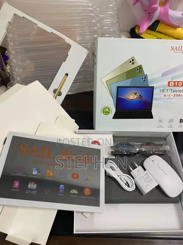 New SAILBook B10 256 GB