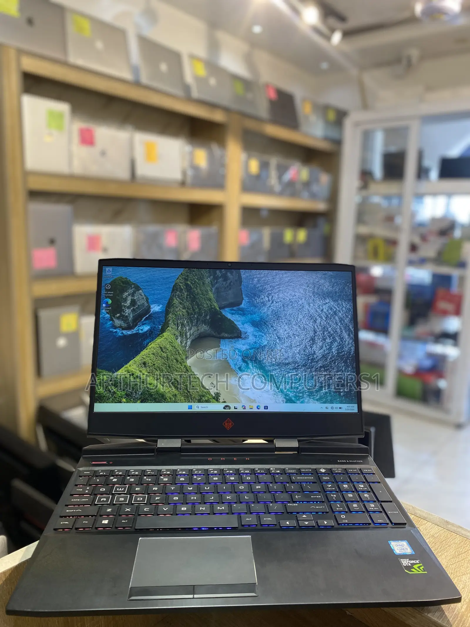 Laptop HP Omen 15-ce0xx 16GB Intel Core i5 HDD+SSD 1T