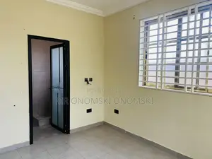 2bdrm Apartment in Tema Community 12, Sakumono for rent