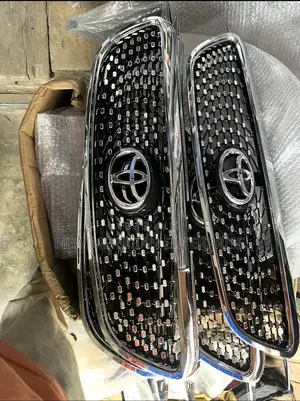 Corolla 2006 Front Grille