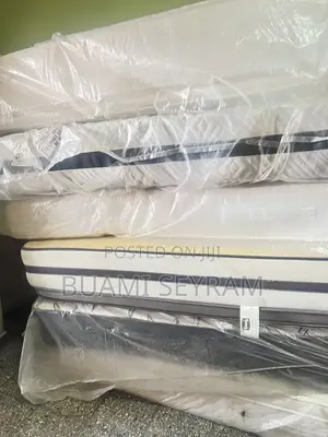 12 Inches Foreign Used Neat Mattress
