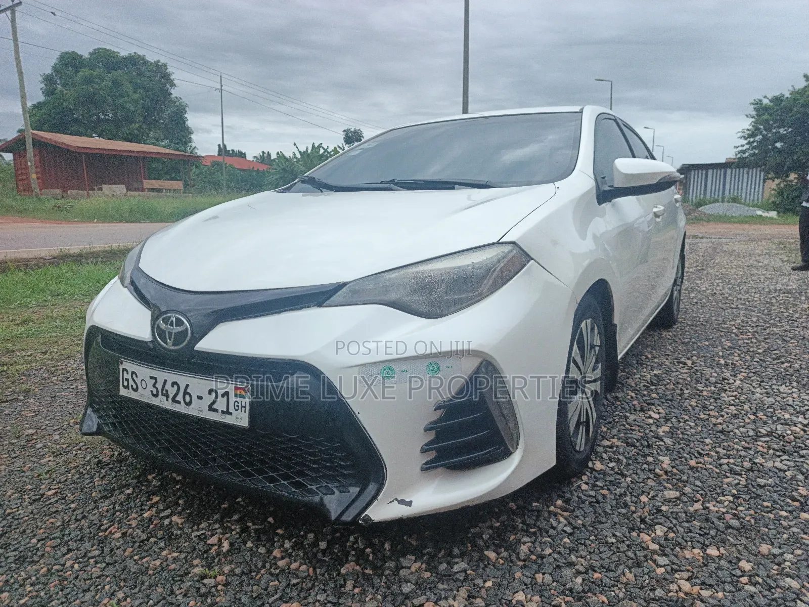 Toyota Corolla LE Eco 4dr Sedan (1.8L 4cyl CVT) 2016 White