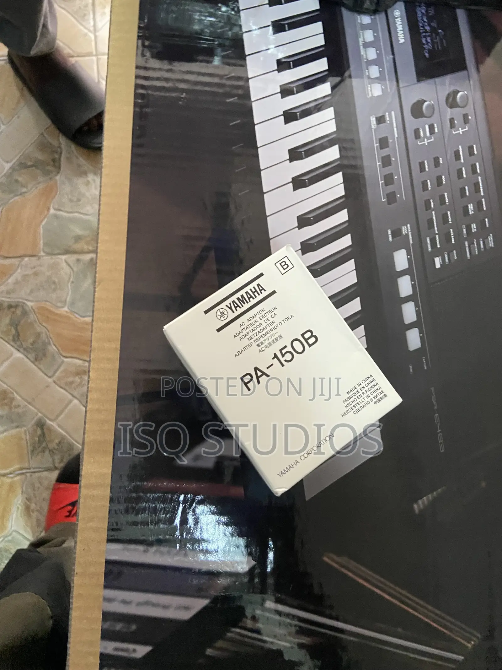 Yamaha PSR-E473 Keyboard
