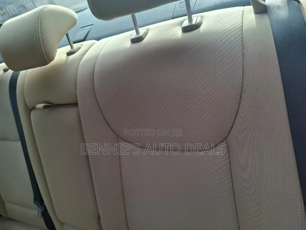 Hyundai Elantra GLS Sedan FWD (1.8L 4cyl 6A) 2013 Silver