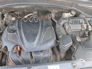 Hyundai Santa Fe 2015 Gray