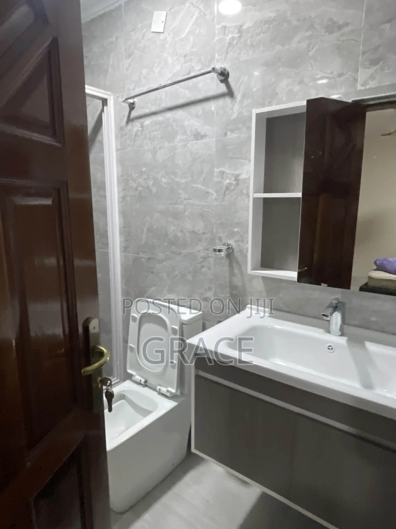 Furnished 2bdrm Apartment in West Lands for rent