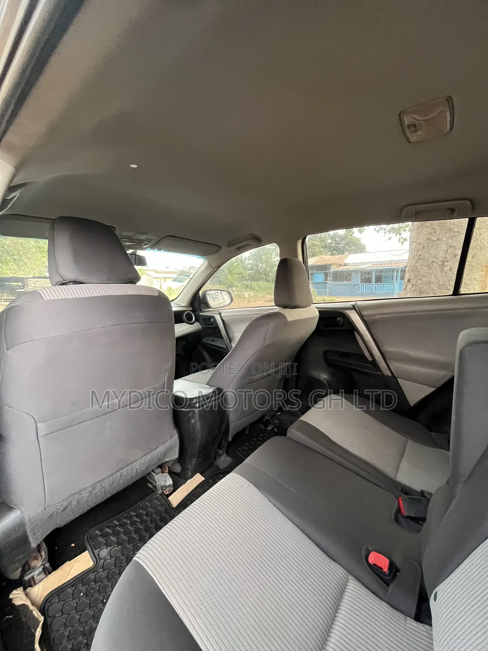Toyota RAV4 LE FWD (2.5L 4cyl 6A) 2013 Gray