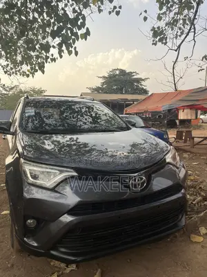 Toyota RAV4 LE FWD (2.5L 4cyl 6A) 2013 Gray