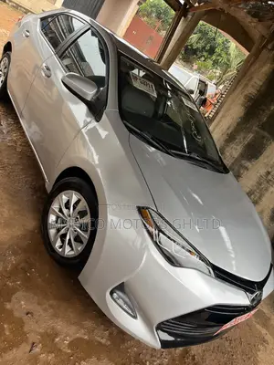 Toyota Corolla LE 4dr Sedan (1.8L 4cyl CVT) 2016 Silver