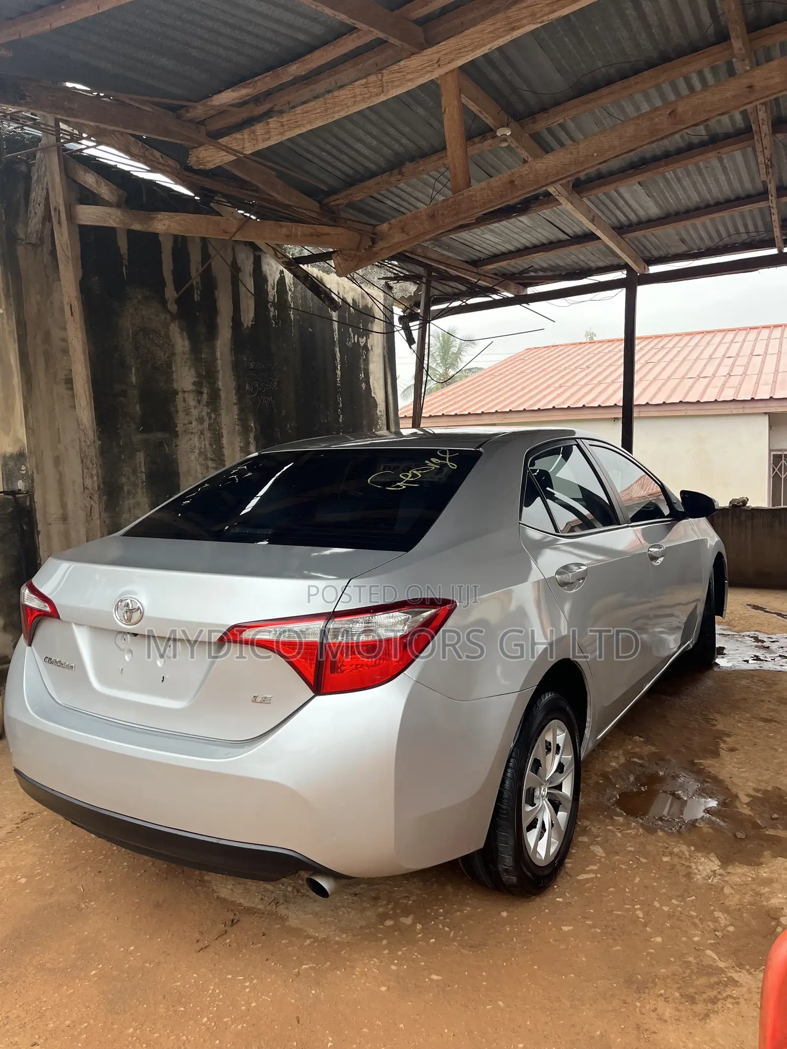 Toyota Corolla LE 4dr Sedan (1.8L 4cyl CVT) 2016 Silver
