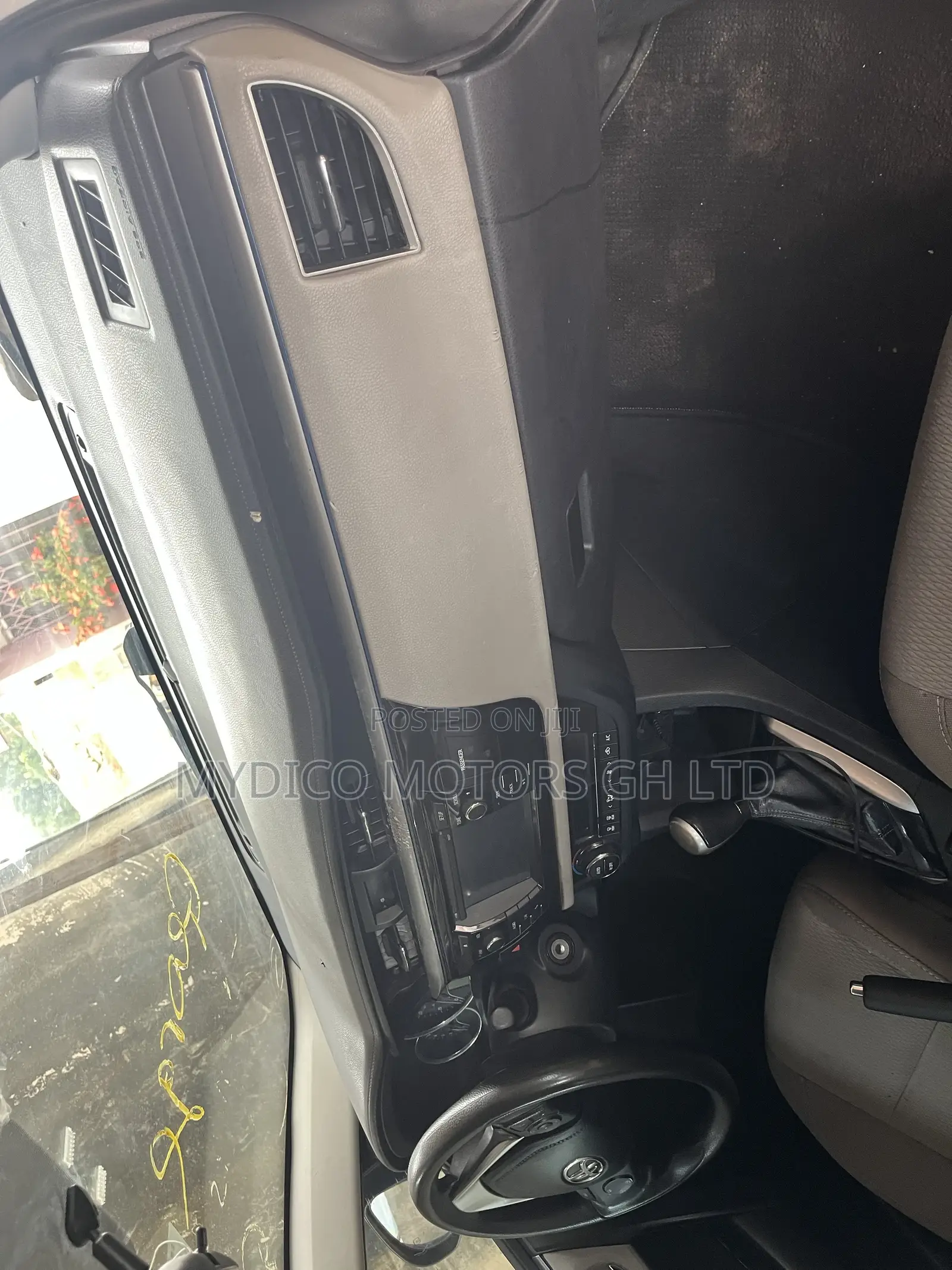 Toyota Corolla LE 4dr Sedan (1.8L 4cyl CVT) 2016 Silver