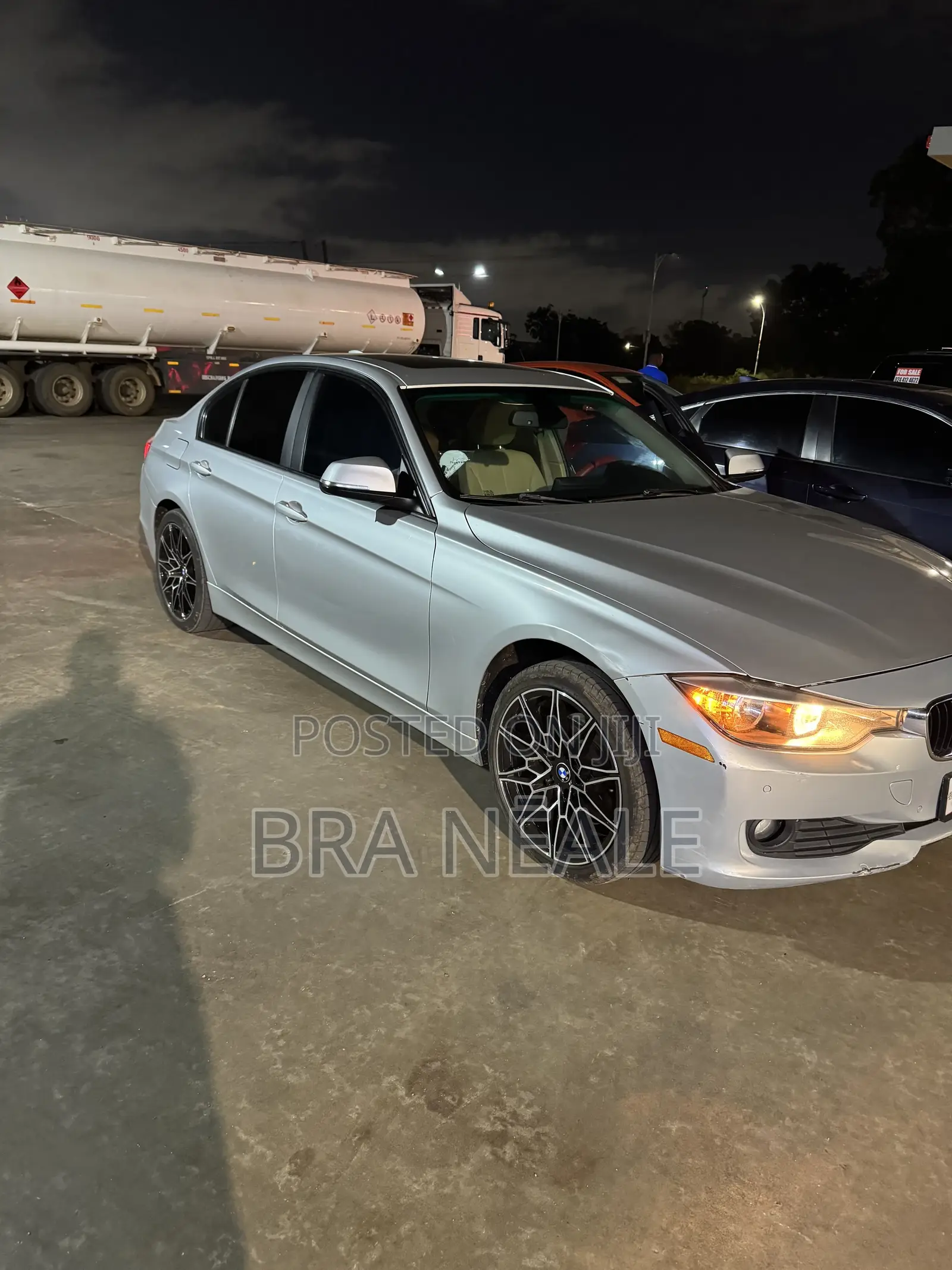 BMW 320i Sedan RWD 2014 Silver
