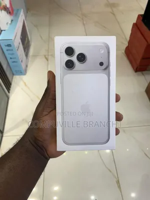 New Apple iPhone 17 Pro Max 1 TB Silver