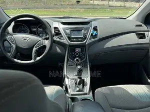 Hyundai Elantra SE 4dr Sedan (1.8L 4cyl 6A) 2015 Black