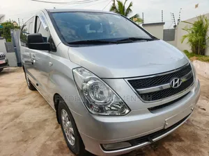 Hyundai Starex 2010 Silver