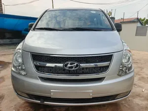 Hyundai Starex 2010 Silver