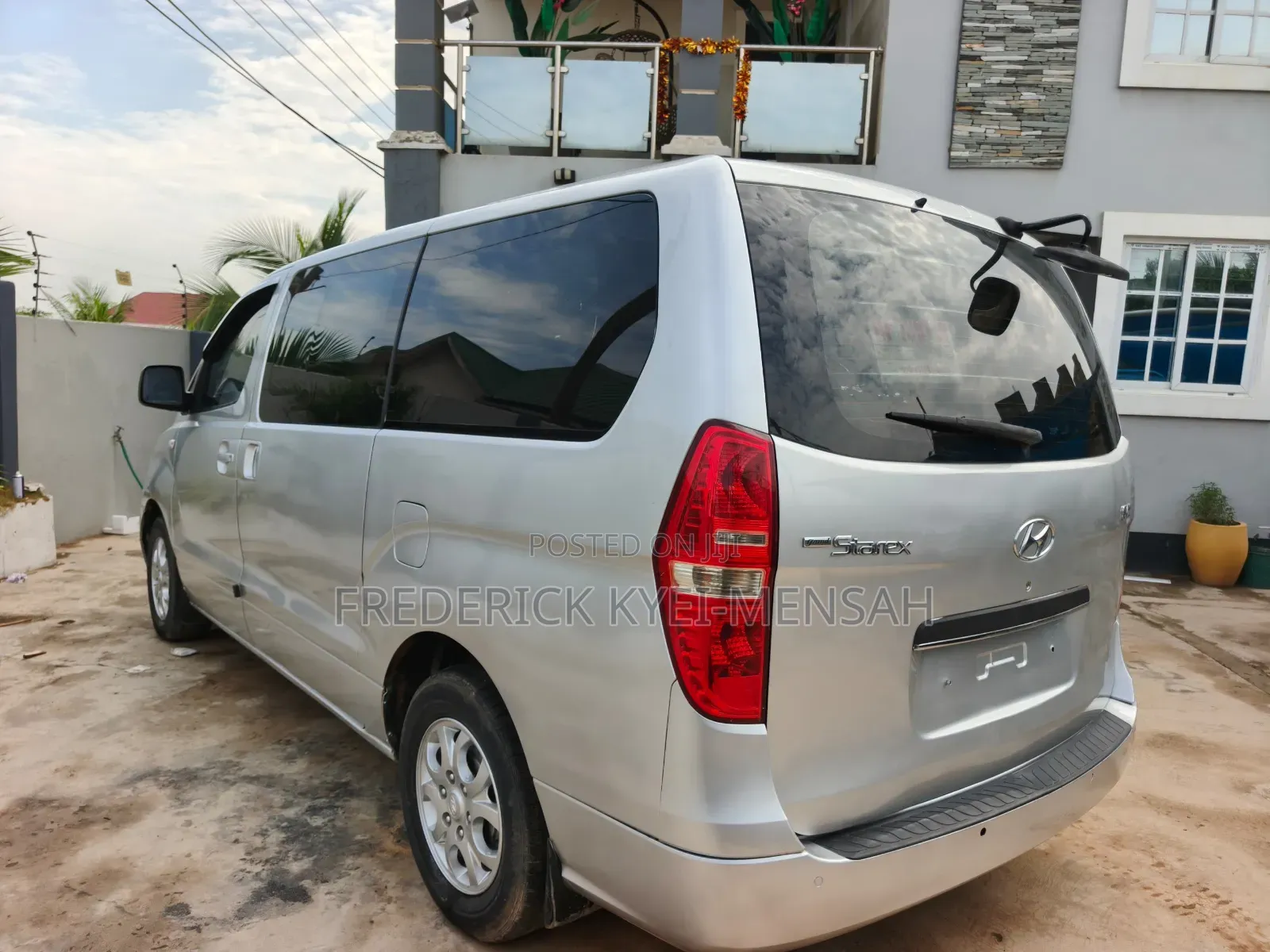 Hyundai Starex 2010 Silver
