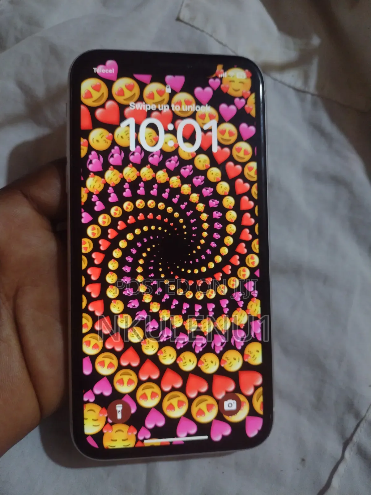 Apple iPhone XR 64 GB White