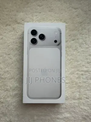 New Apple iPhone 17 Pro Max 512 GB Silver