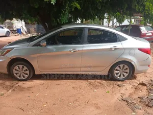 Hyundai Accent SE Sedan 2016 Silver