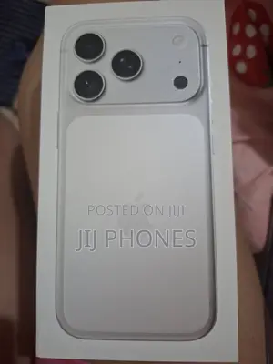 New Apple iPhone 17 Pro Max 512 GB Silver