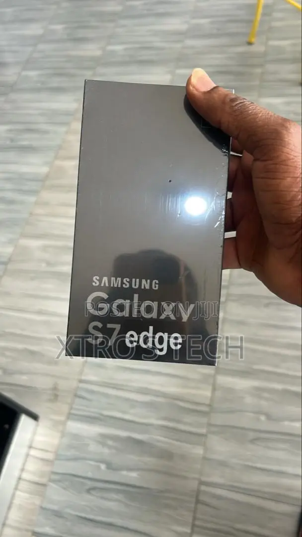New Samsung Galaxy S7 edge 64 GB Gold