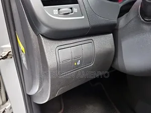Hyundai Accent SE Sedan 2016 Silver