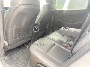 Hyundai Tucson SE AWD 2018 Silver