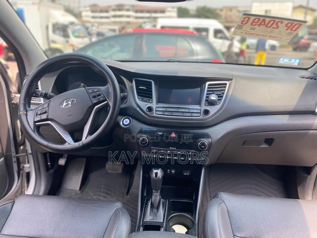 Hyundai Tucson SE AWD 2018 Silver