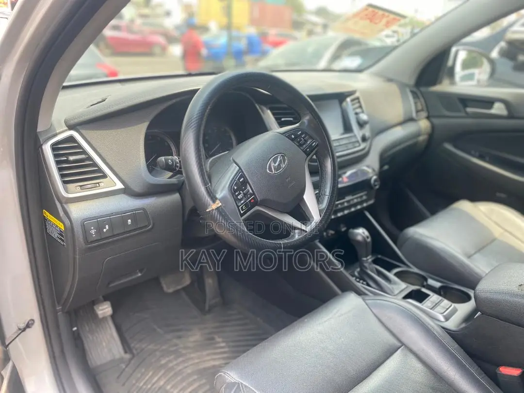 Hyundai Tucson SE AWD 2018 Silver