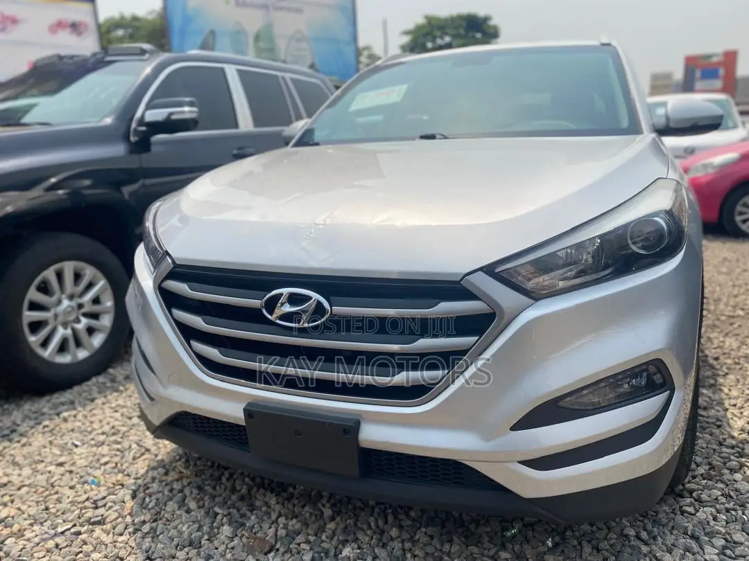 Hyundai Tucson SE AWD 2018 Silver