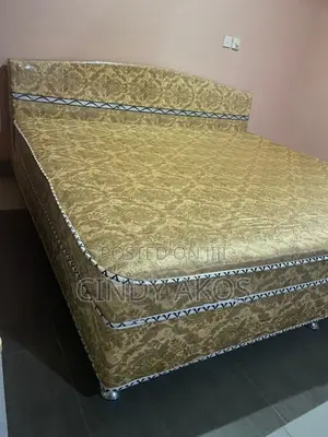 Full Bed in Good Condition