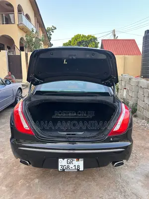 Jaguar XJ XJL Portfolio 4dr Sedan (3.0L 6cyl S/C 8A) 2014 Blue