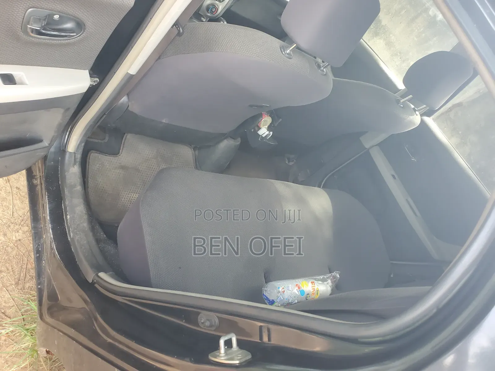 Toyota Vitz 1.3 AWD 3dr 2010 Black