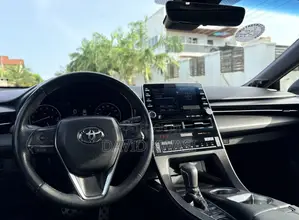 Toyota Avalon Touring FWD Sedan (3.5L V6 8A) 2019