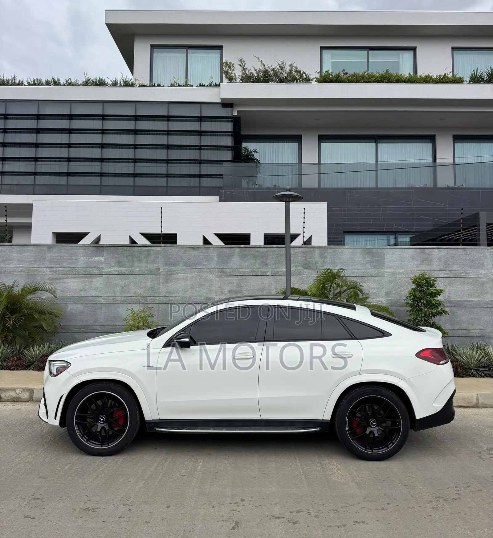 Mercedes-Benz GLE-Class 2022 White