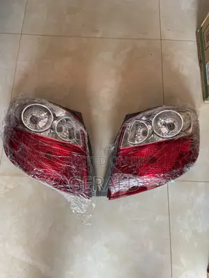 Matrix 2009 Taillight Pair