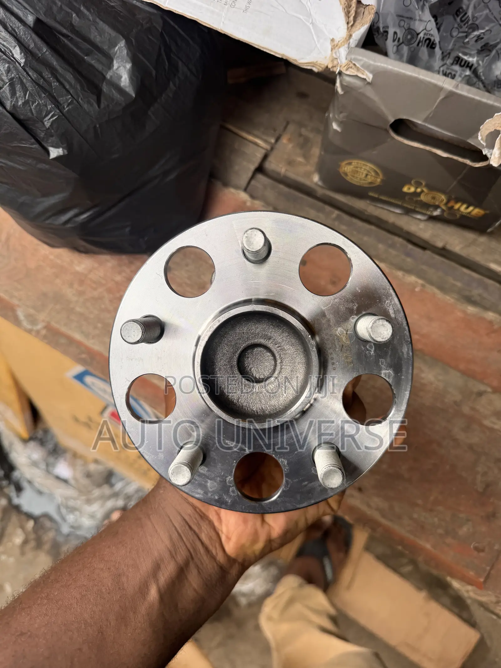 Toyota Camry 2018, 2019, 2020, 2021 Back Hub Available