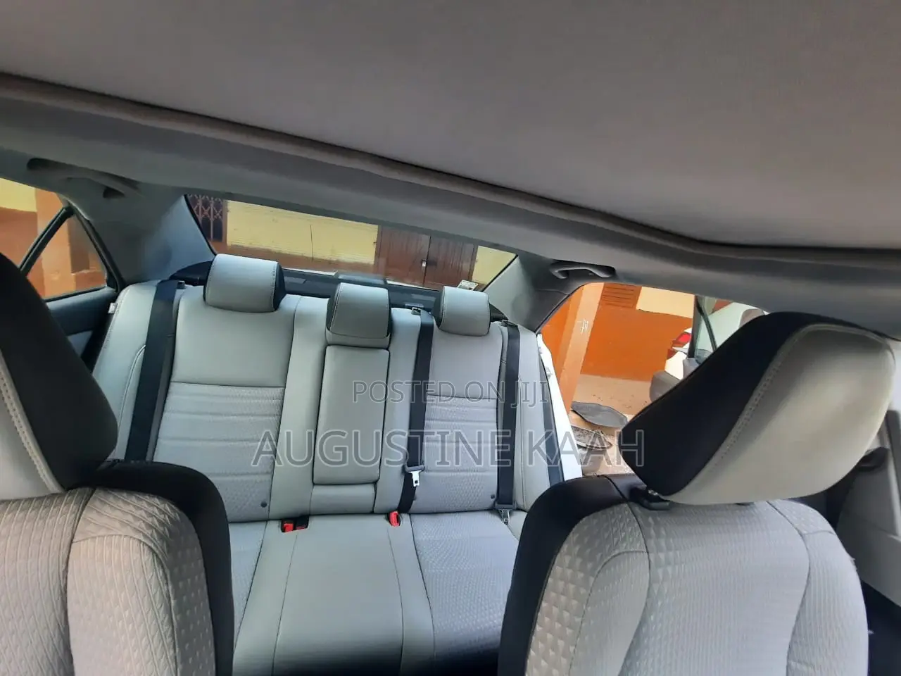Toyota Camry SE 4dr Sedan (2.5L 4cyl 6A) 2015 White