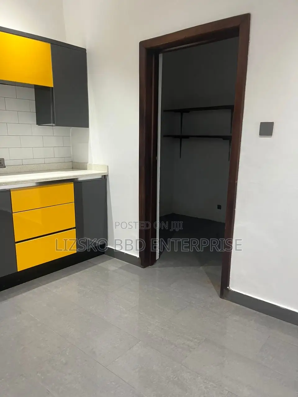 3bdrm Townhouse / Terrace in NPP Office Area for rent