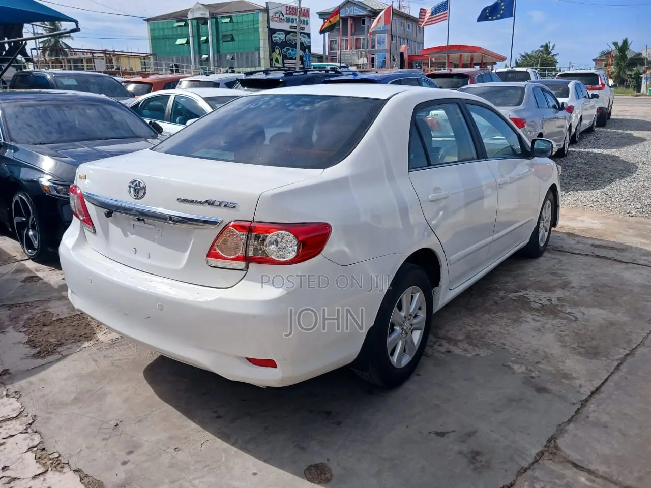 Toyota Corolla Altis 2012 White