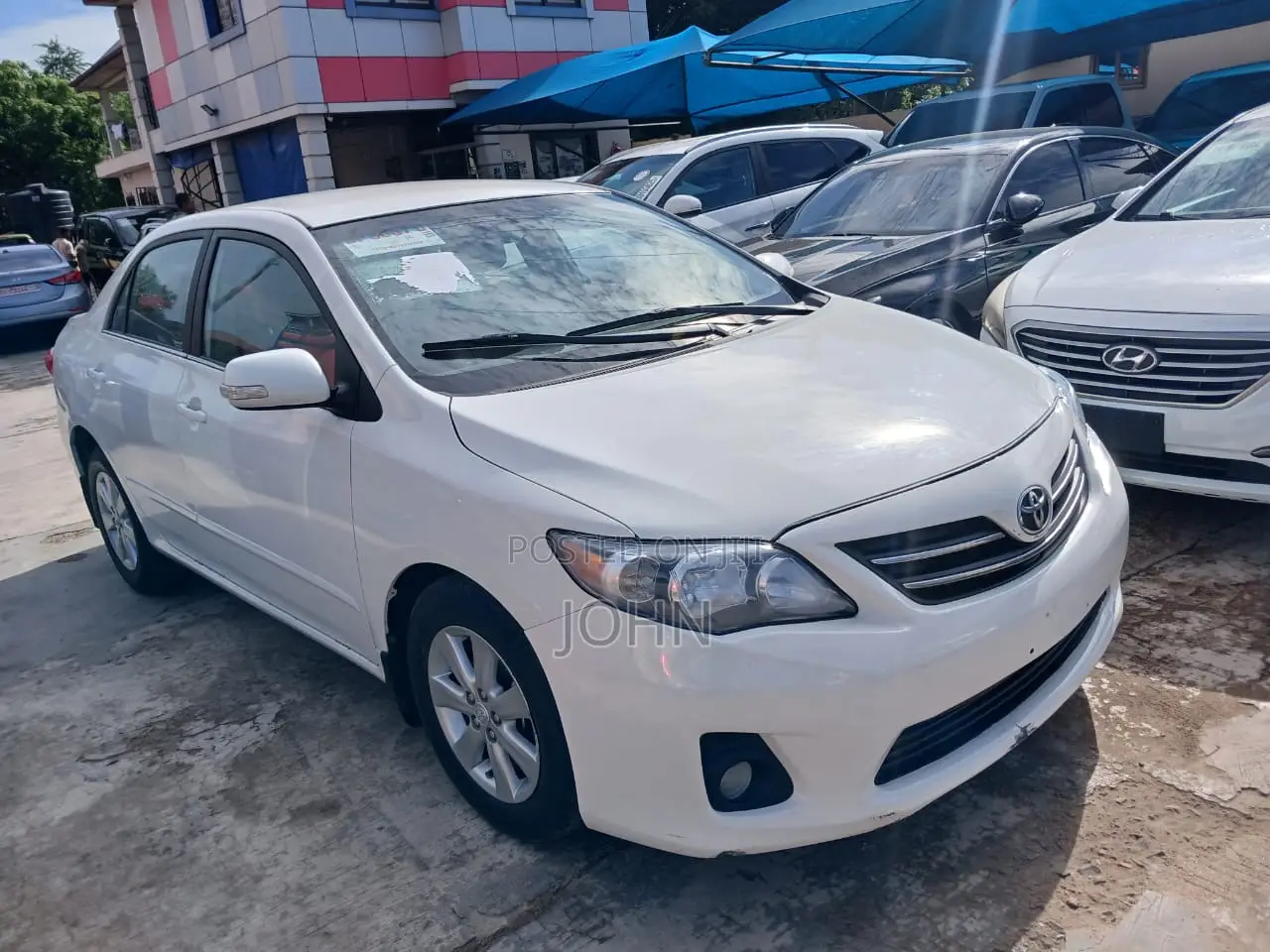 Toyota Corolla Altis 2012 White