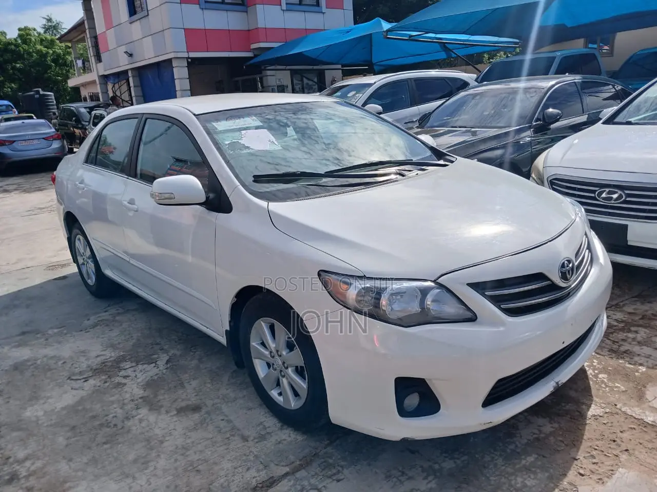 Toyota Corolla Altis 2012 White